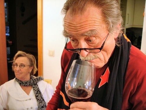 Nyd seniorlivet med et skønt glas vin